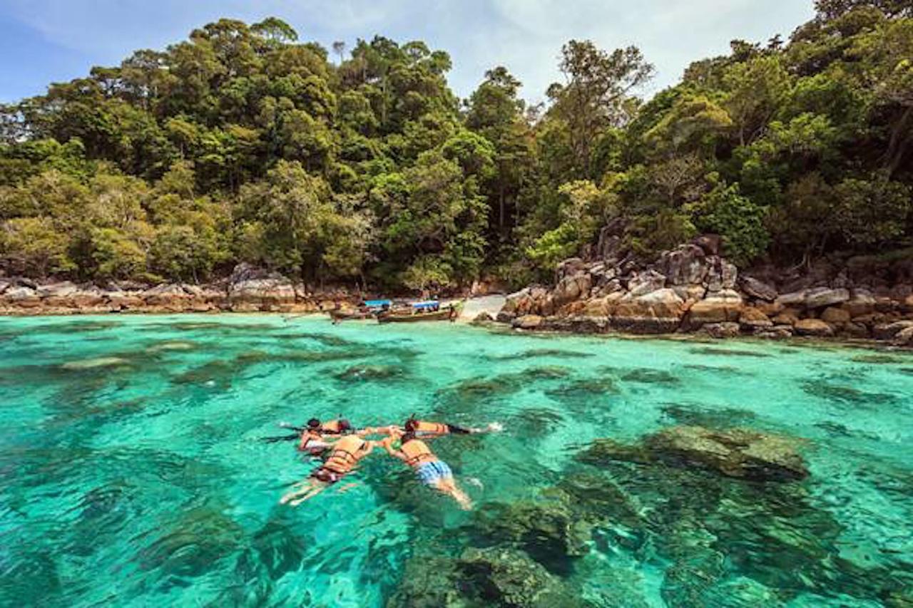 Bayview Sunset Hotel Koh Lipe Ngoại thất bức ảnh