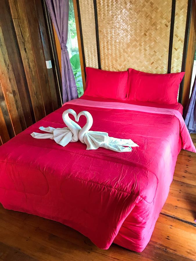 Bayview Sunset Hotel Koh Lipe Ngoại thất bức ảnh